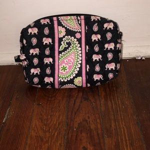 🎉SALE🎉Vera Bradley Pink Elephant accessories bag